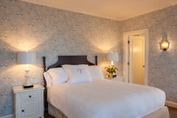 Virginia - King Guestroom, at The Virginia Hotel