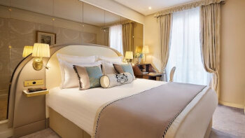 Superior Room, at Hotel Westminster
