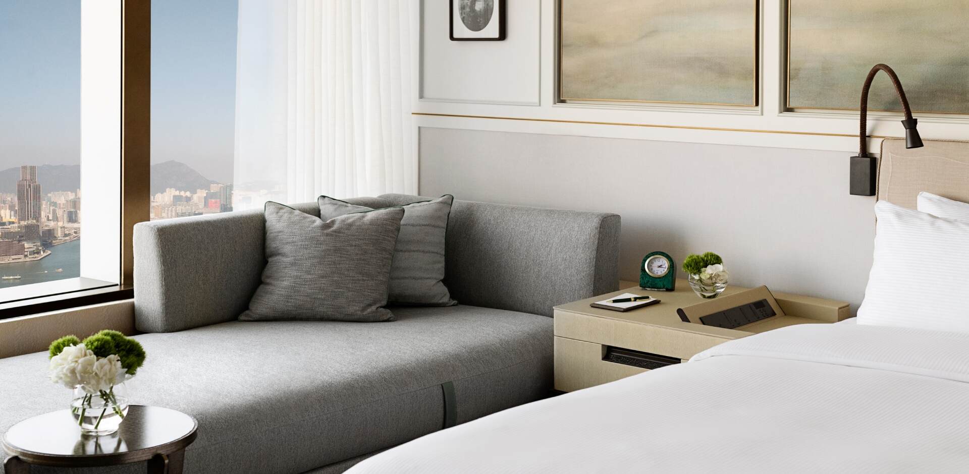 Grand Premier Peak View Room 2 Twins, at Island Shangri-La, Hong Kong