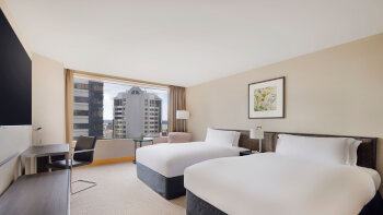 Deluxe Guest room, 2 Doubles, at JW Marriott Auckland