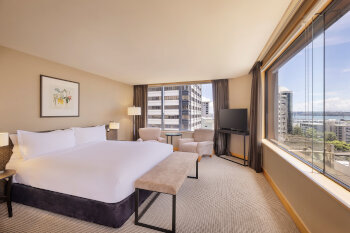 Junior Suite, 1 King, City view, at JW Marriott Auckland