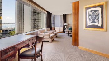 Presidential, 1 Bedroom Suite, 1 King, Sky Tower view, Balcony, Fireplace, at JW Marriott Auckland