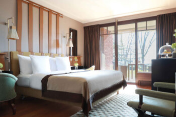 Deluxe Room with Lake View, at La Reserve Geneve Hotel, Spa and Villa