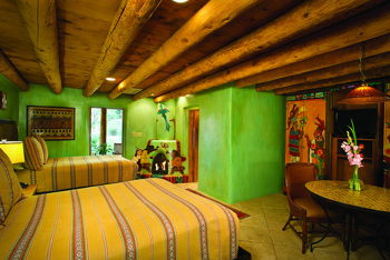Castia with 2 Double Beds, at El Monte Sagrado