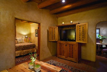 Castia with 1 King Bed, at El Monte Sagrado