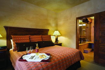 Native American One Bedroom Suite, King Bed, at El Monte Sagrado