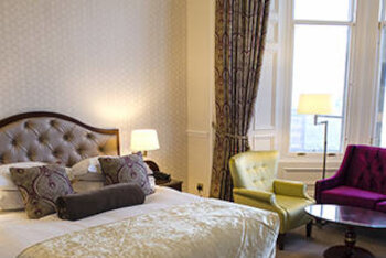 Junior Suite, at The Bonham