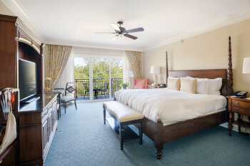 King Bed Resort View with Balcony - 480 sq feet, at The Inn & Club at Harbour Town