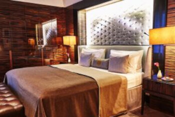 Grand Deluxe Rooms, at Steigenberger Frankfurter Hof
