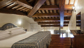 Family Room, at Hotel Villa Michelangelo