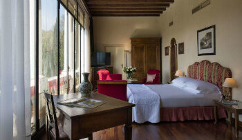 Executive Suite, at Hotel Villa Michelangelo
