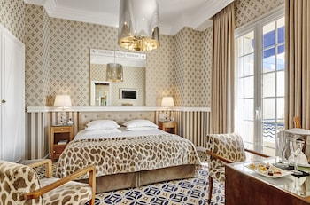 Superior Room, Sea View, at Hotel Belles Rives