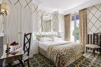 Cozy Room, at Hotel Belles Rives