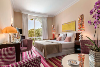 Exclusive Pines Park Room, at Hotel Juana