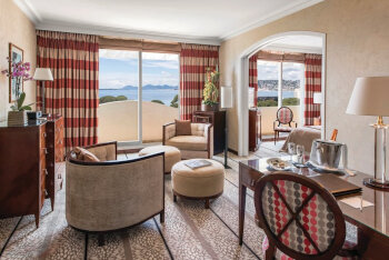 Suite Deluxe Sea, at Hotel Juana