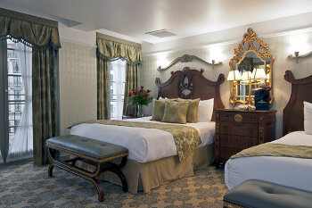 2 Queens Atrium View, at West Baden Springs Hotel