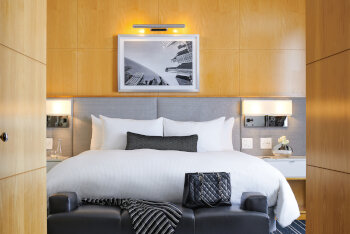 Signature Suite King, at Sofitel Chicago Magnificent Mile