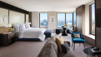 Four Seasons Full Harbour Club Room, at Four Seasons Hotel Sydney