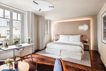 Deluxe Room, at Hotel Lutetia