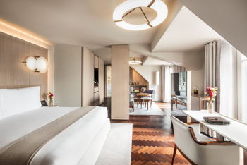 Suite L