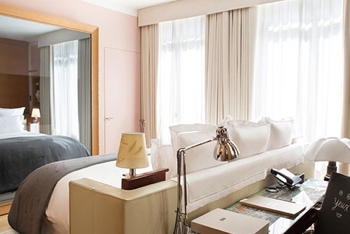 Executive Room, at Le Royal Monceau