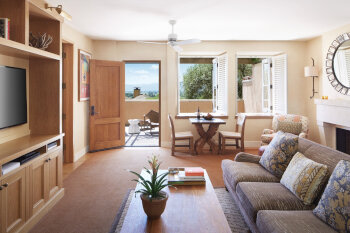 Classic Hillside View Suite, at Auberge du Soleil
