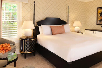 Bungalow Room, King, at The Beverly Hills Hotel 