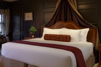 Heritage King Room at the Carriage House, at The American Club