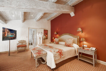 Duplex 1 Bedroom Suite, at Hotel Byblos Saint-Tropez